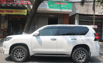Dịch vụ cho thuê xe 7 chỗ Land Cruiser tại Đà Nẵng đời mới Dịch vụ cho thuê xe 7 chỗ Land Cruiser tại Đà Nẵng đời mới