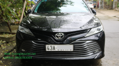 Thuê xe Toyota Camry 2.5Q tại Đà Nẵng đi Huế giá rẻ 