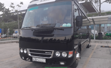 Cho thuê xe Dcar Fuso Limousine 17 cho tại Đà Nẵng Cho thuê xe Dcar Fuso Limousine 17 cho tại Đà Nẵng