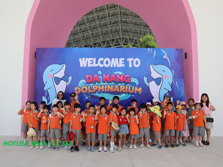 dat-ve-show-dien-ca-heo-dolphinarium-thien-duong-co-co-(2)