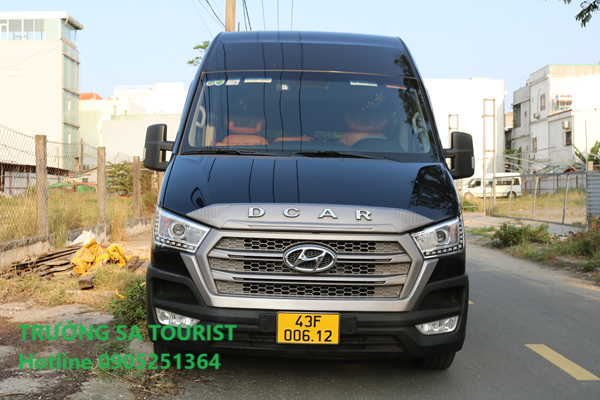 thue-xe-da-nang-limousine-9-cho-(1)