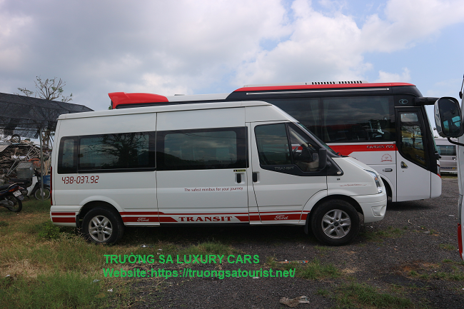 thue-xe-du-lich-16-cho-ford-transit-tai-da-nang-(3)