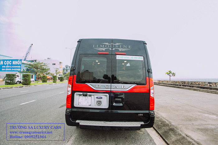 thue-xe-limousine-9-cho-tai-quy-nhon-phu-yen-(4)
