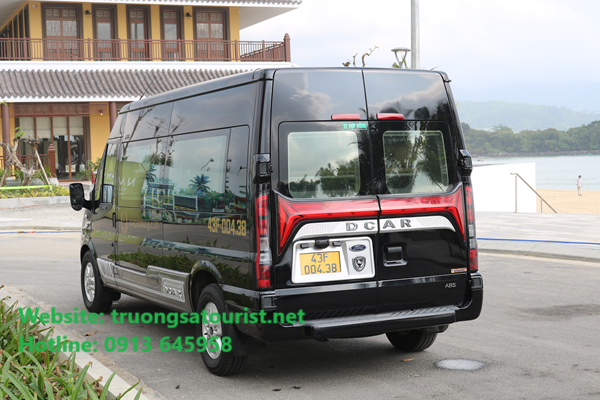 thue-xe-vip-limousine-9-cho-da-nang-quy-nhon-1-chieu-(4)